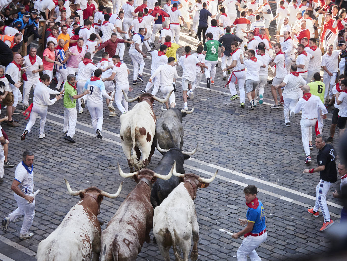 Fotos: Las fotos más espectaculares del tercer encierro de los Sanfermines 2022