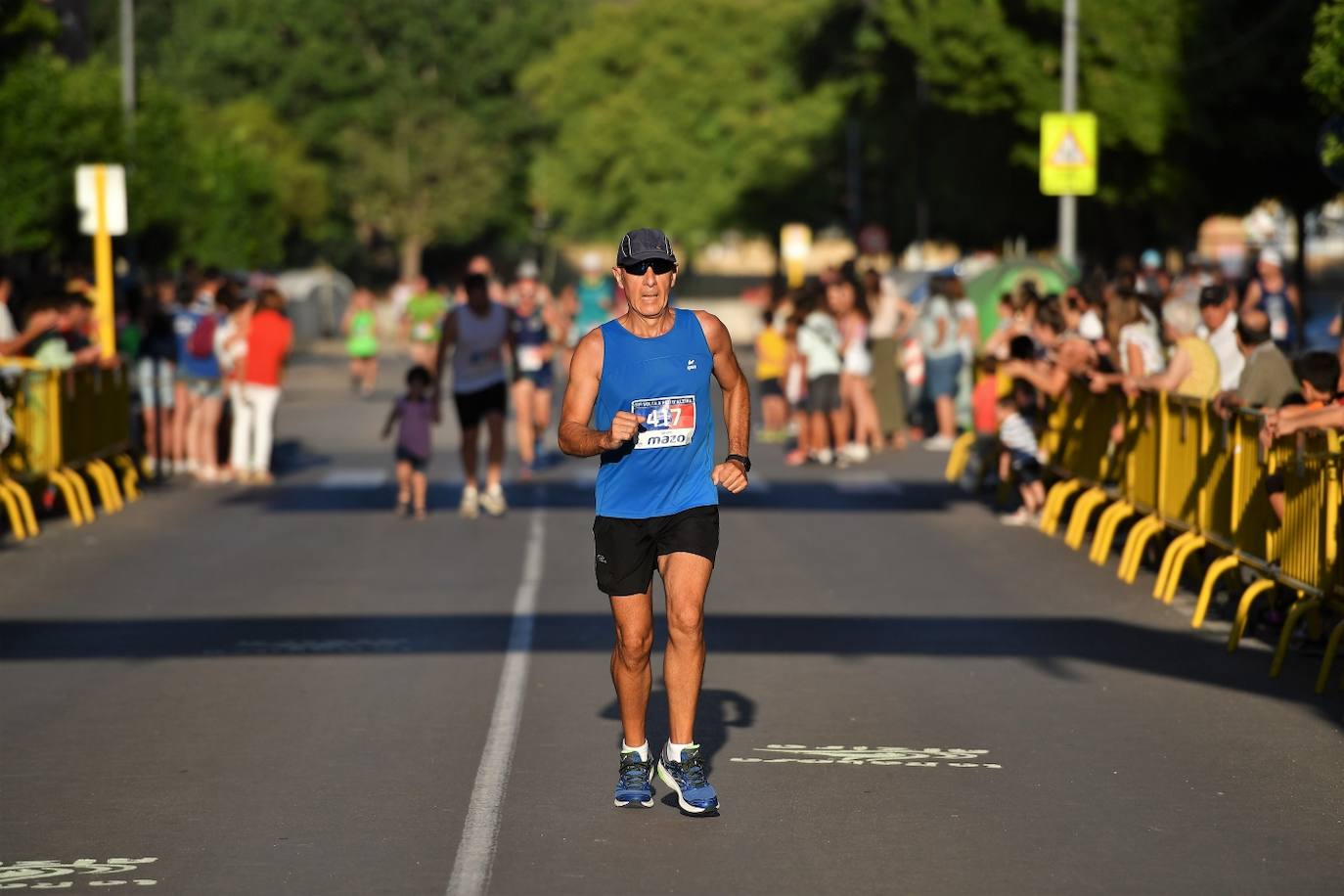 Fotos: Búscate en la 34ª Volta a Peu de Alzira