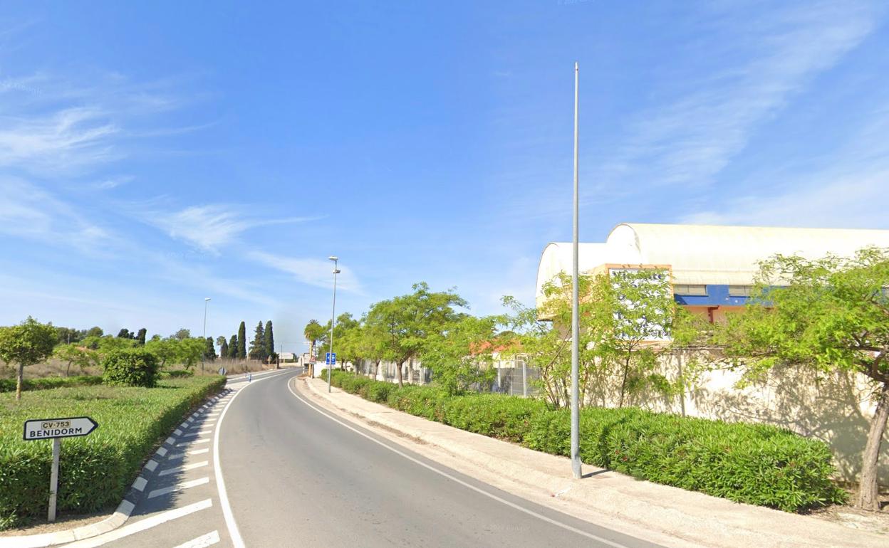 Imagen del inicio de la carretera, ahora de titularidad municipal, desde el límite con l'Alfàs del Pi