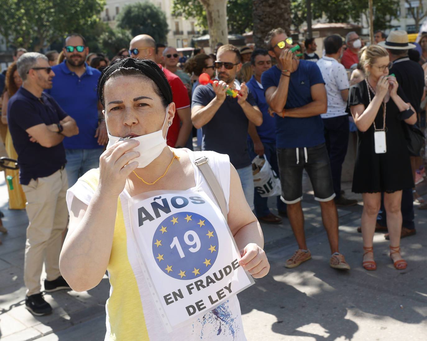 Fotos: Clamor de los sindicatos por la renovación de plazas de interinos del Ayuntamiento de Valencia