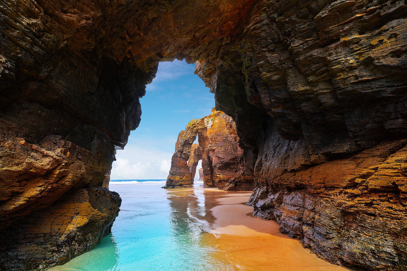 9.- Playa de las Catedrales, Ribadeo (Galicia)