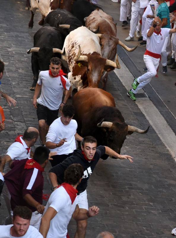 Fotos: Así ha sido el sexto encierro de San Fermín