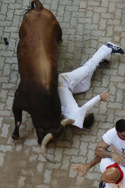 Fotos: Así ha sido el sexto encierro de San Fermín