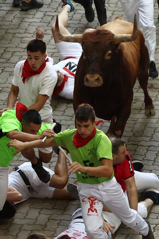 Fotos: Las mejores imágenes del encierro final de los Sanfermines