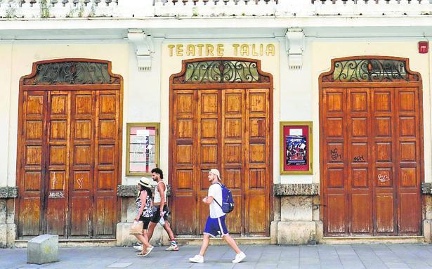 Teatro Talía, en la calle Caballeros. 