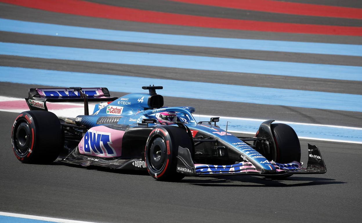 Fernando Alonso (Alpine-Renault), durante la calificación. 