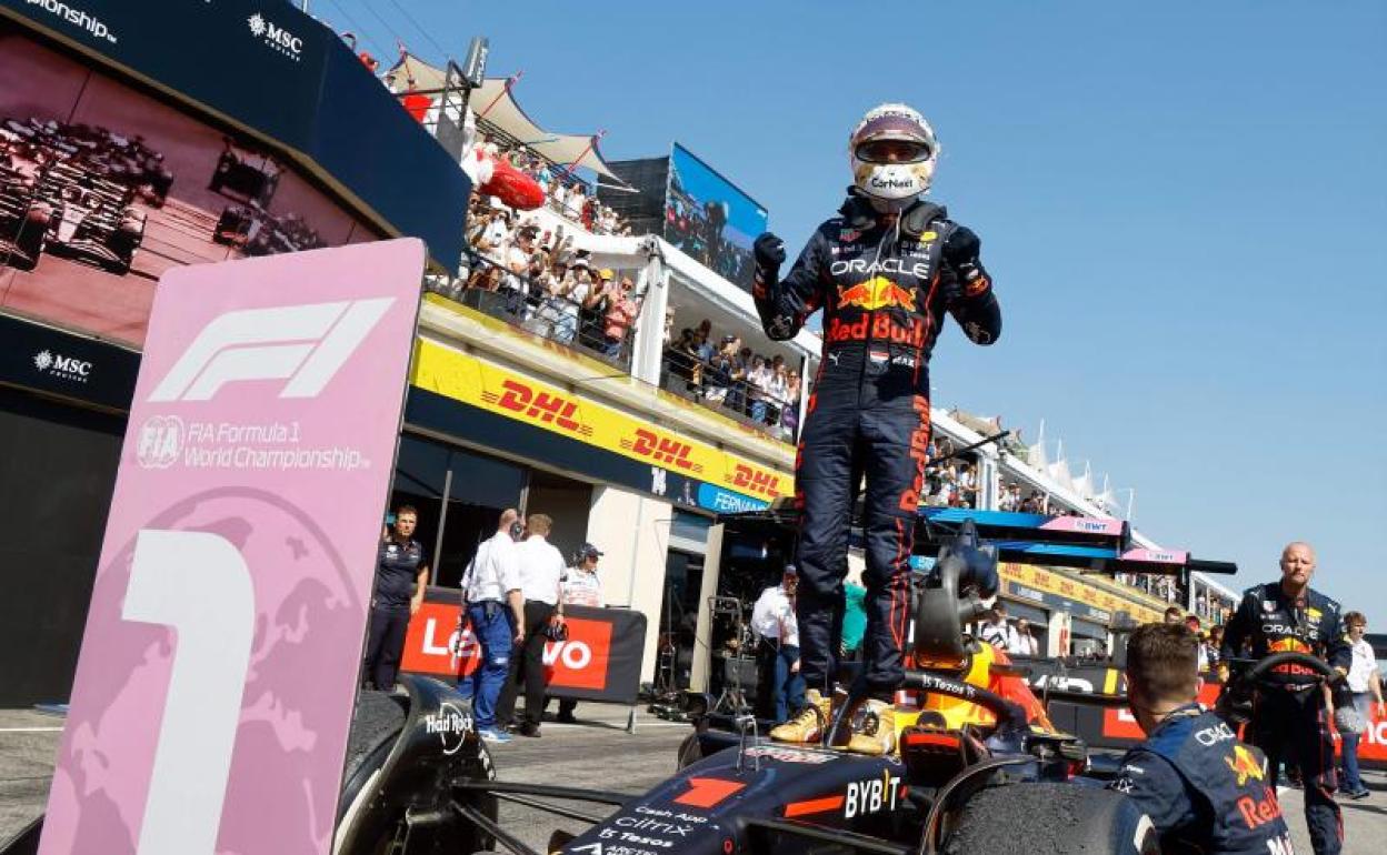 Max Verstappen celebra su victoria en el GP de Francia. 