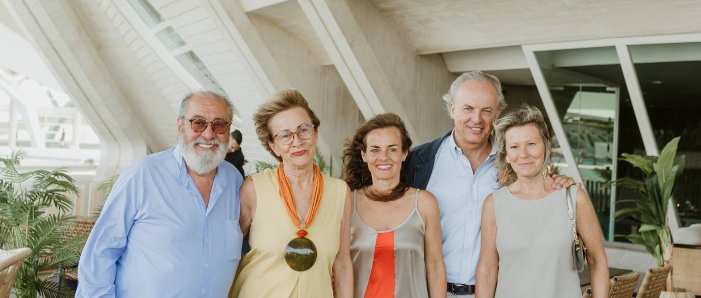 Narciso Vicente, Senia Bezjak, Raquel Vicente, Fran Bolinches y Susana Lozano.