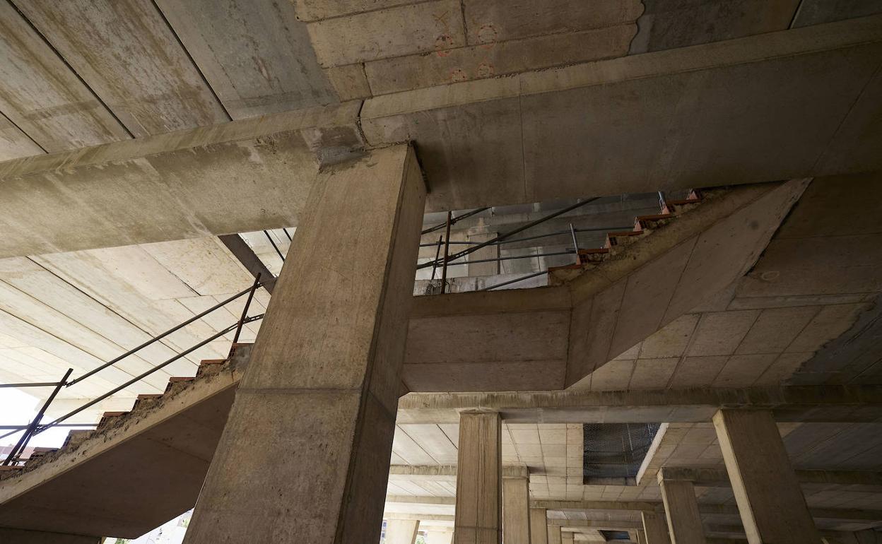 Aspecto del interior de las obras del nuevo estadio del Valencia. 