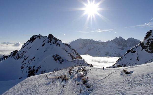 El deshielo de un glaciar cambia la frontera entre Suiza e Italia y provoca un conflicto internacional