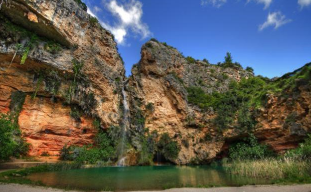 Fallece un joven en Buñol al saltar al agua en la cueva del Turche