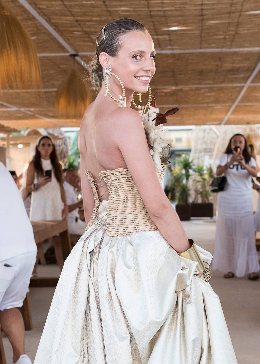 Modelo en el desfile de AO Concept en Mallorca.