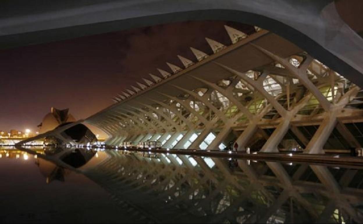 Hora del planeta en la Ciudad de las Artes y de las Ciencias de Valencia.