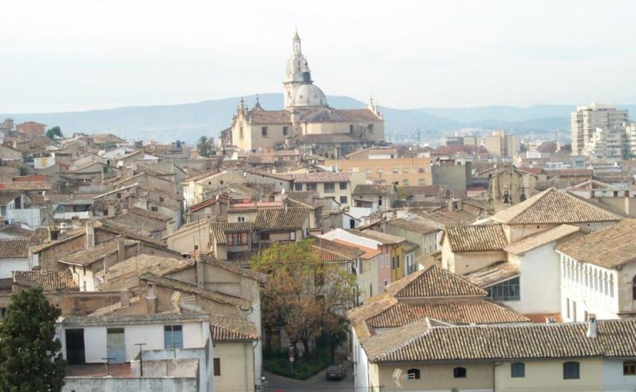 Imagen panorámica del centro histórico de Xàtiva. 