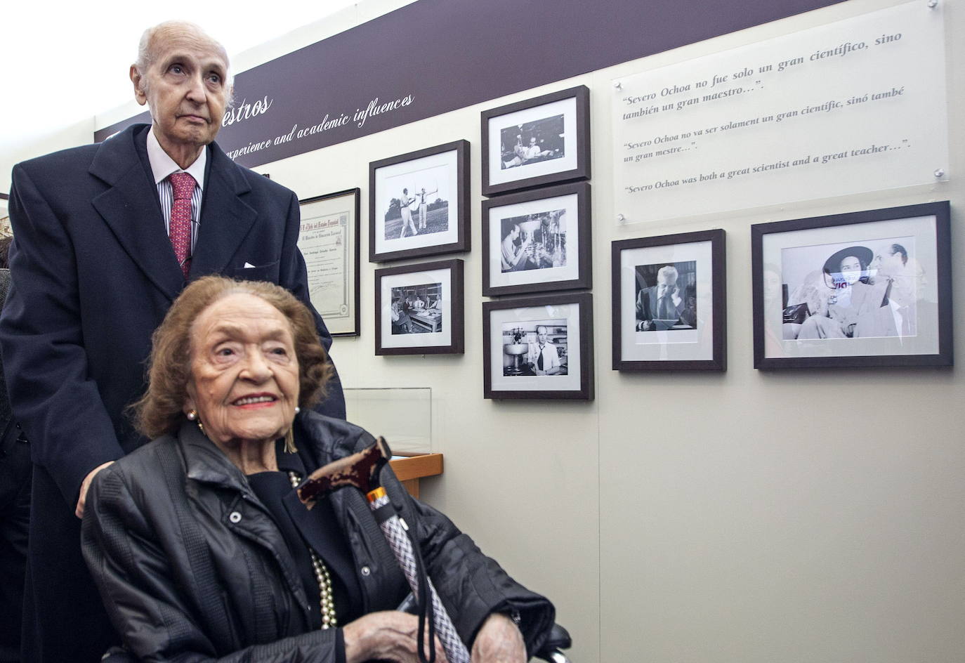 Santiago Grisolía con su esposa Frances en 2013