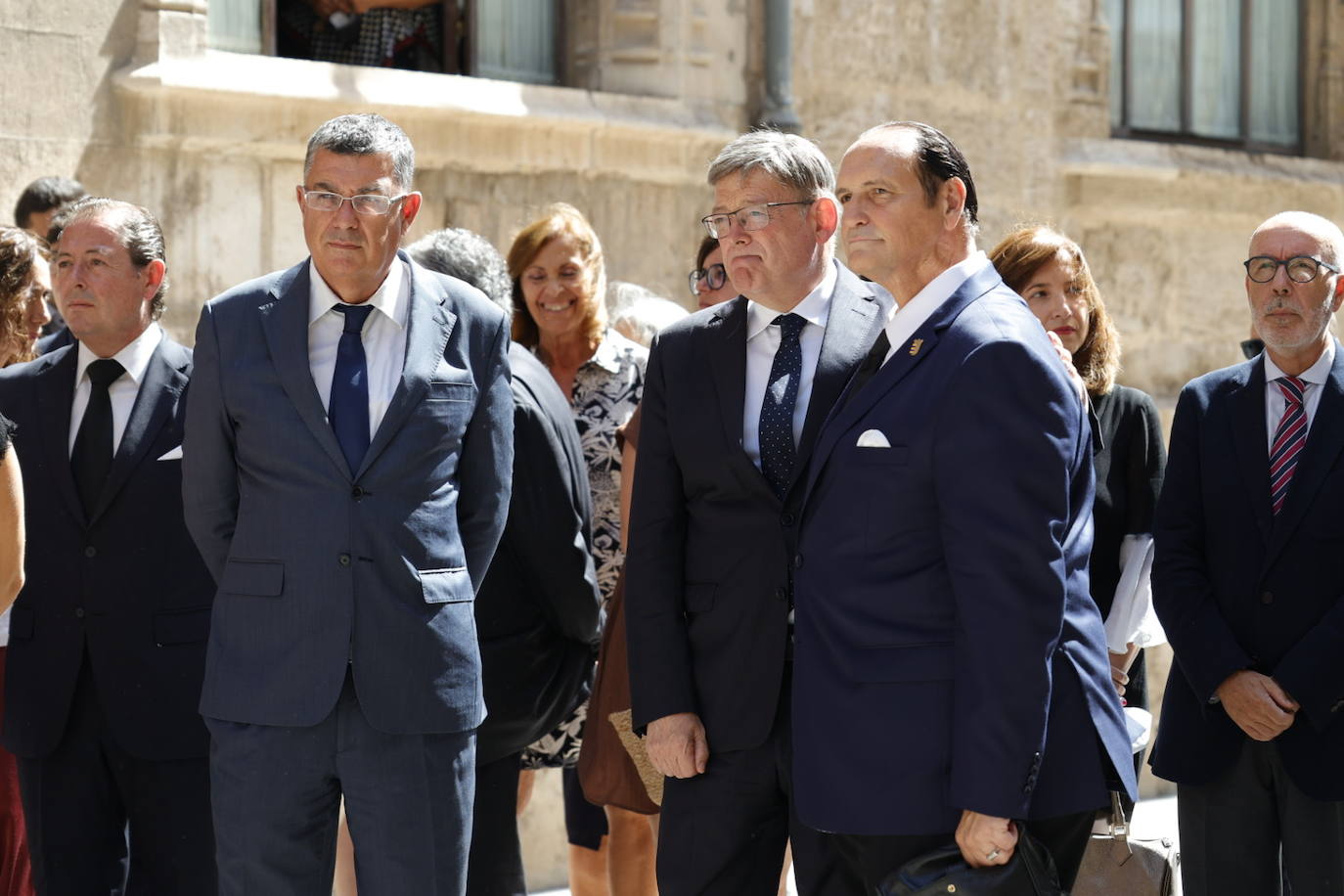 Fotos: La sociedad valenciana despide a Santiago Grisolía