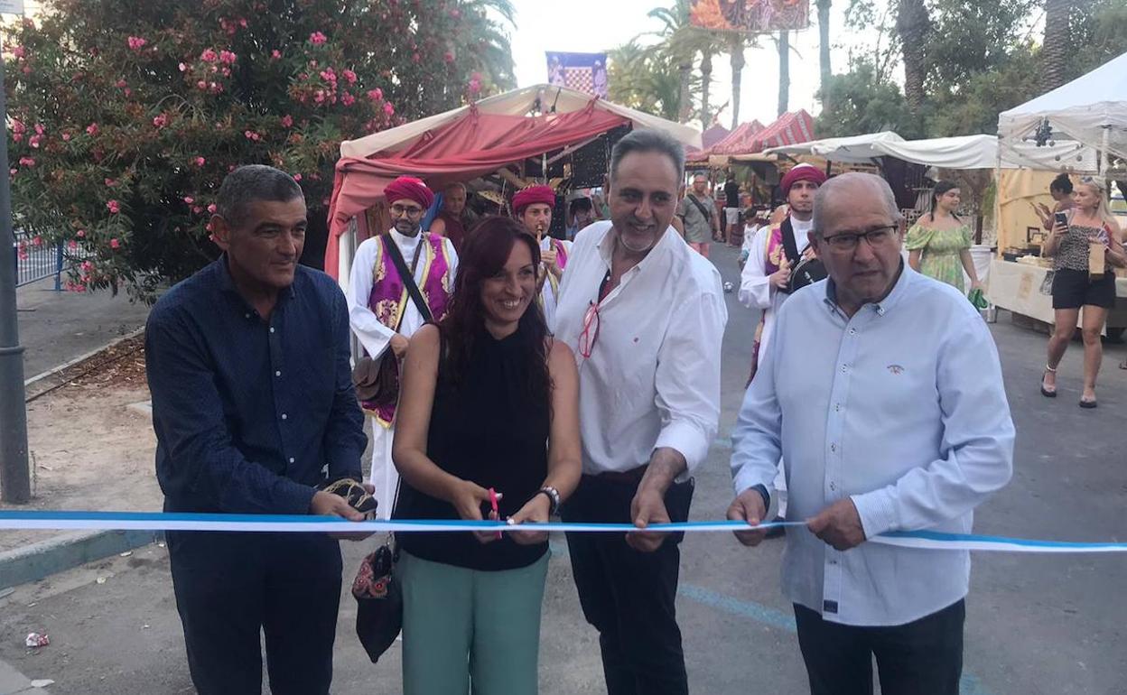 Inauguración del zoco árabe, este jueves por la noche en Alicante. 