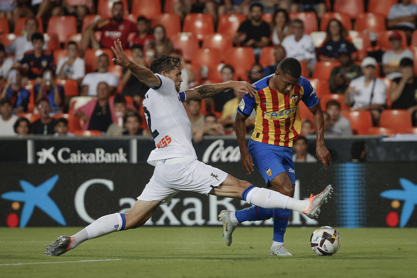 El Valencia de Gattuso se estrena en Mestalla.