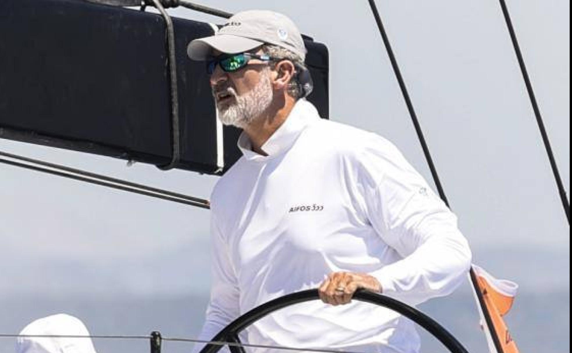 El Aifos, patroneado por el rey Felipe VI, durante la cuarta jornada de la 40 edición de la Copa del Rey Mapfre de vela que se disputó en la bahía de Palma