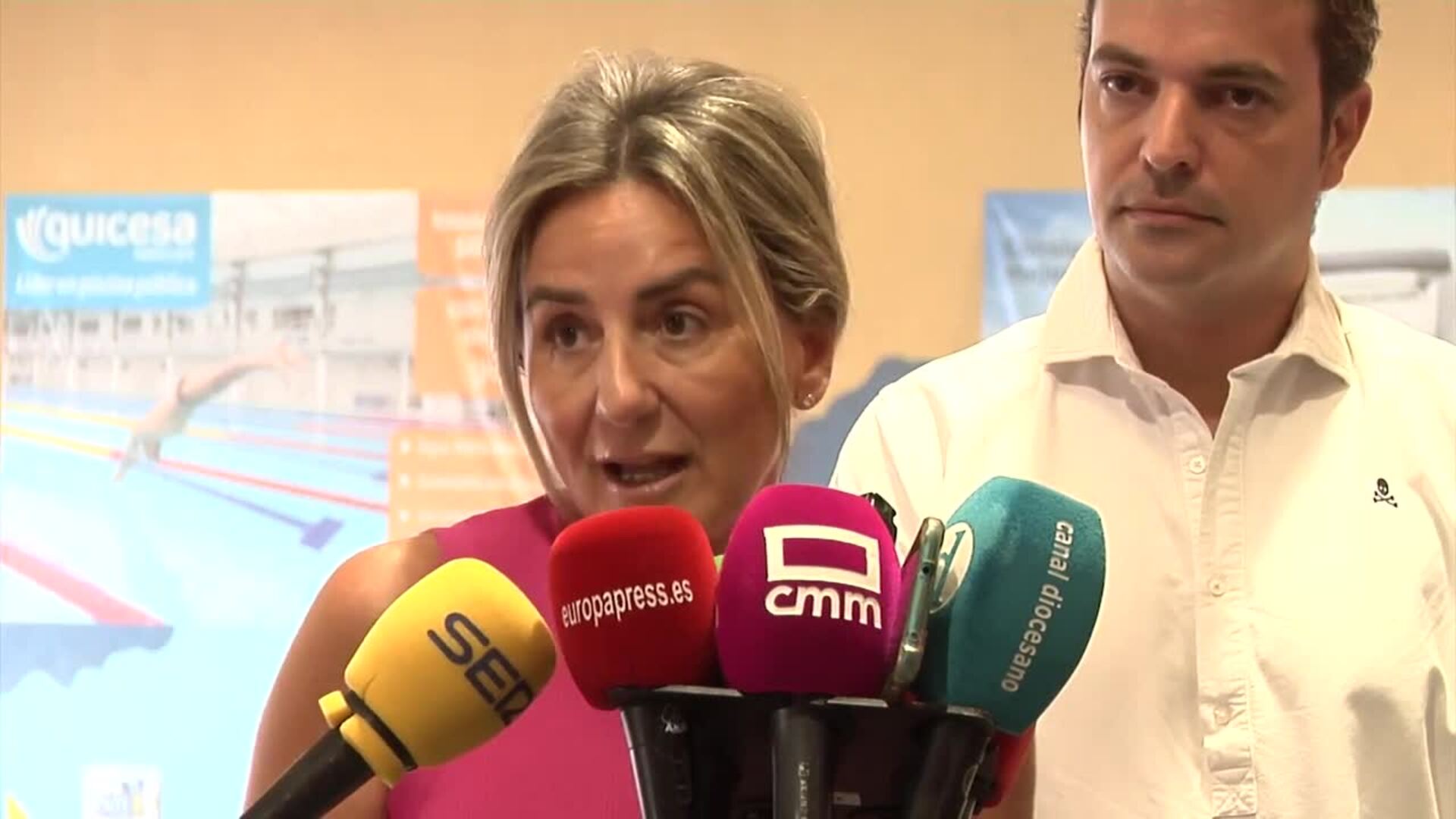 Tolón confía que vecinos y comerciantes de Toledo adquieran compromiso de ahorrar energía