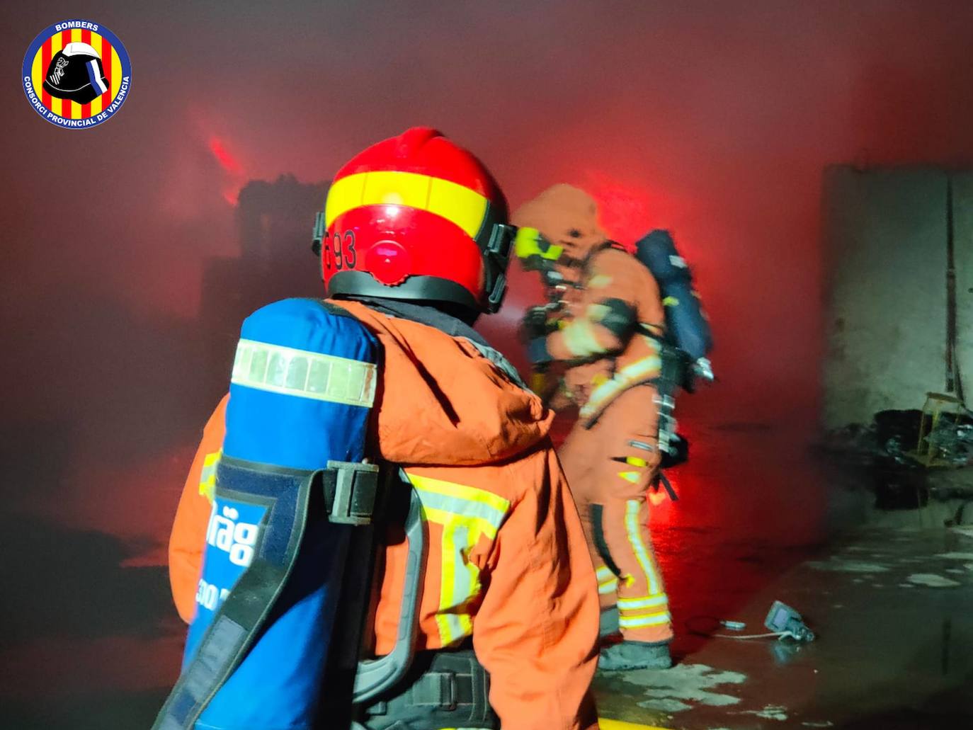 Fotos: Incendio industrial en Quart de Poblet