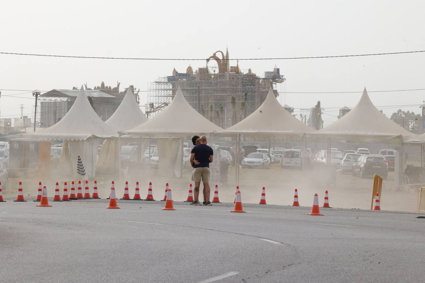 Fotos: Así ha quedado el recinto del festival Medusa tras la tormenta de arena