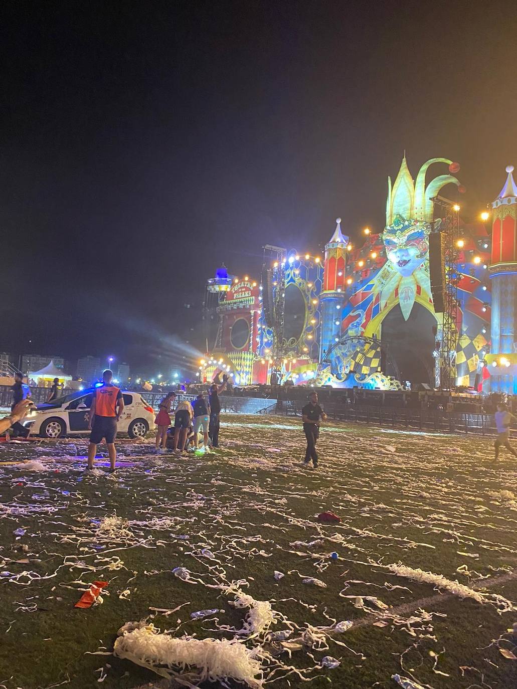 Fotos: Caos en el festival Medusa tras la caída de parte del escenario por fuertes ráfagas de viento