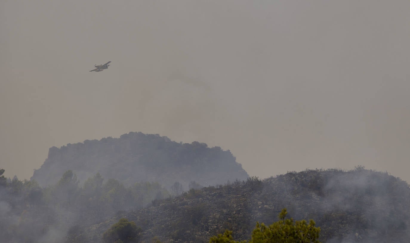 Fotos: Incendio en la Vall d&#039;Ebo