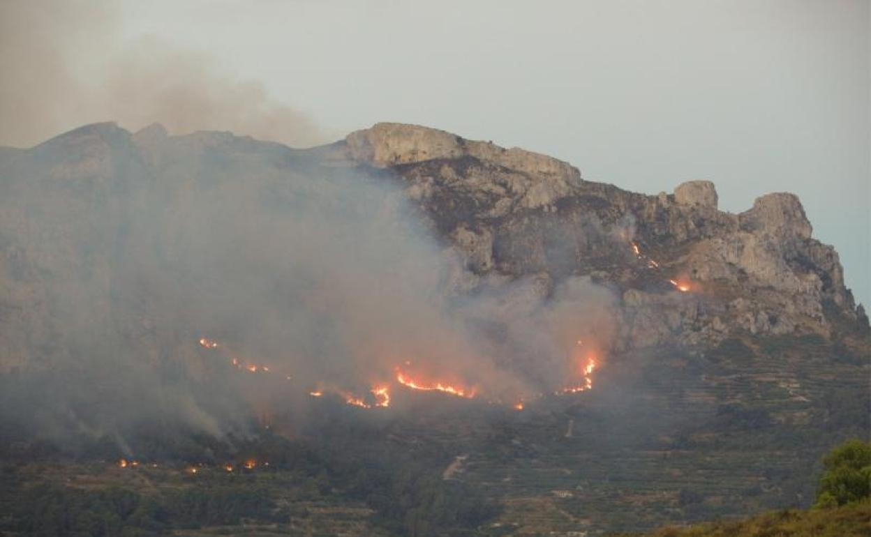 Última hora del incendio de Vall d'Ebo: llegan buena noticias