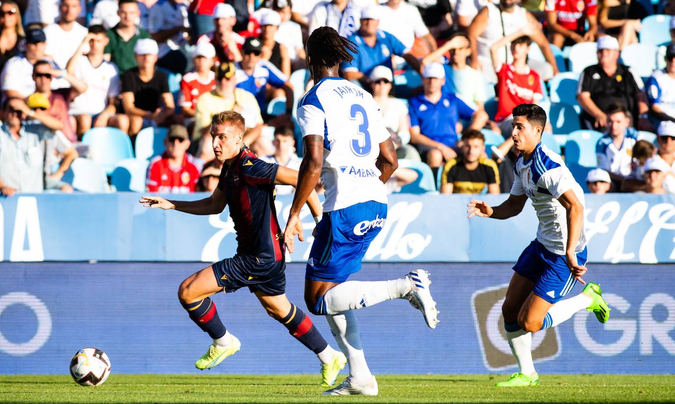 Fotos: Las mejores imágenes del Real Zaragoza-Levante UD