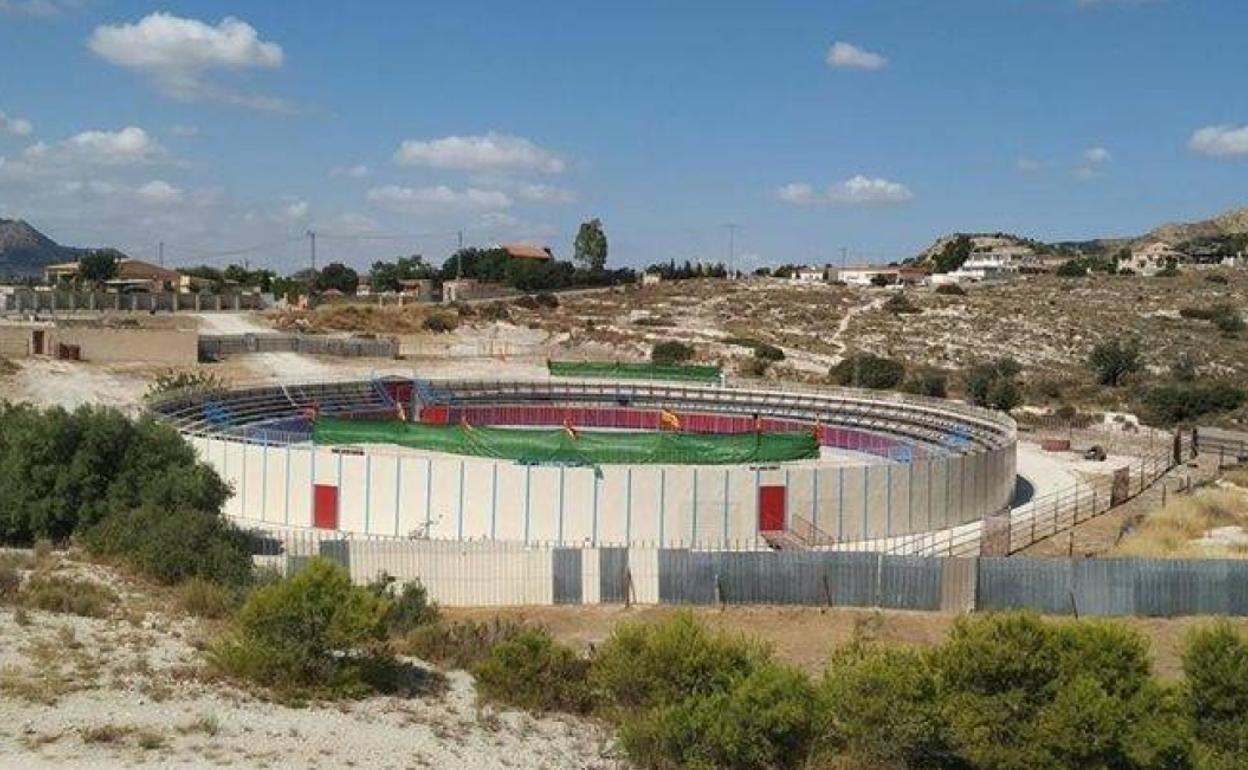 Recinto para la suelta de la vaquilla en El Moralet. 