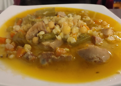 Imagen secundaria 1 - Arroz meloso con cerezas (arriba), blat picat (izquierda), y minxos (derecha). 