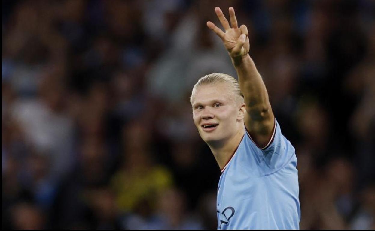 Erling Haaland celebra el 'hat-trick' que anotó frente al Nottingham Forest. 