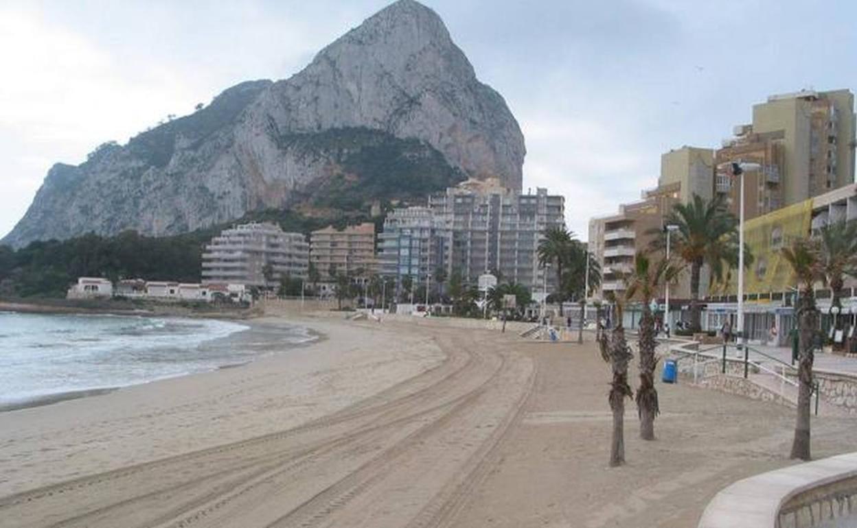 La playa de la Fossa de Calp. 