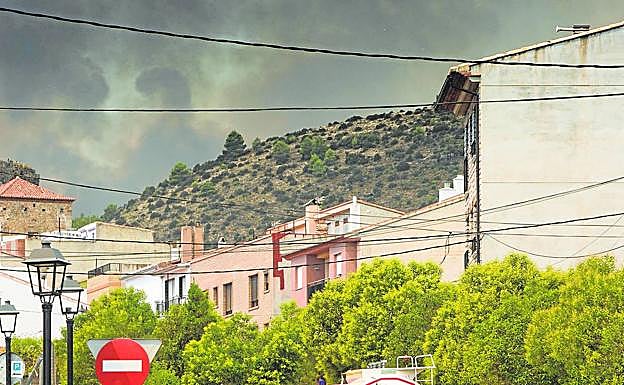 Los pueblos valencianos de los peores incendios del verano, sin planes contra el fuego