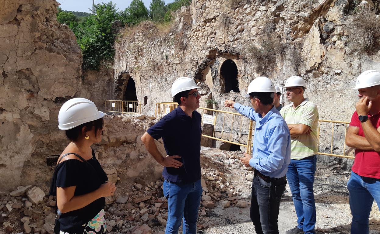 Visita a las obras por parte de los miembros de la corporación municipal. 