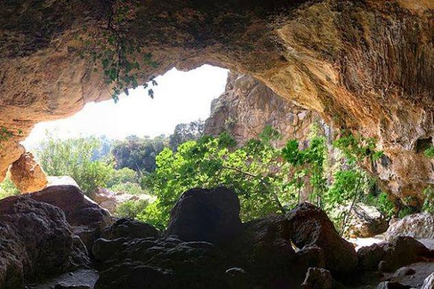 Cueva de las Palomas, Yátova, Valencia. 