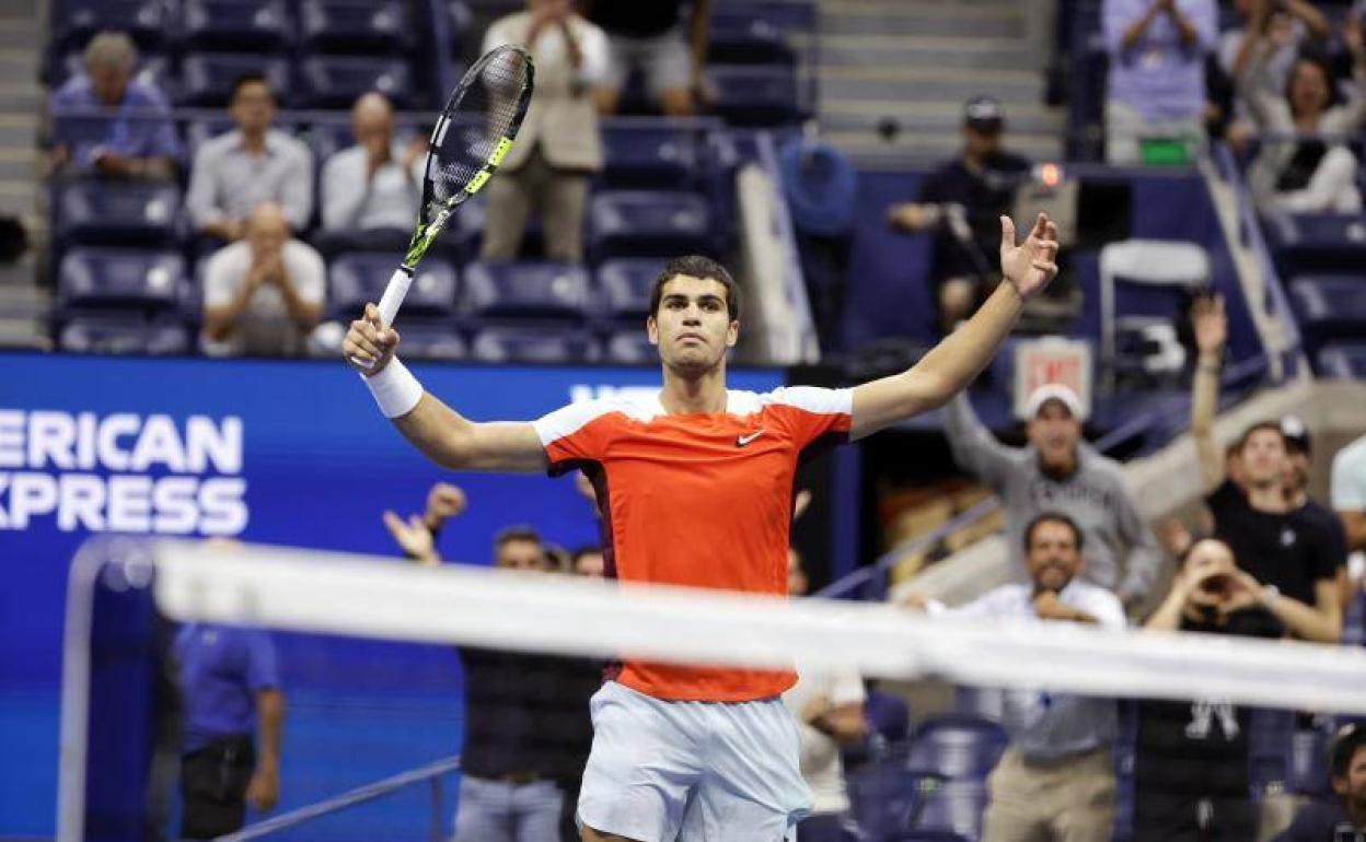 Alcaraz se mete en semifinales ganando a Sinner | Un épico Alcaraz se mete en las semifinales del US Open tras superar a Sinner