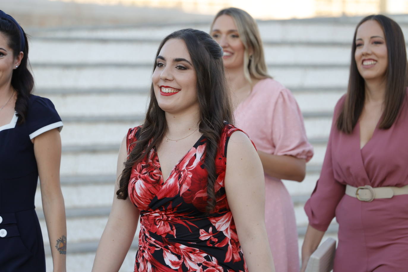 Fotos: Primeras pruebas de las aspirantes a falleras mayores de Valencia 2021