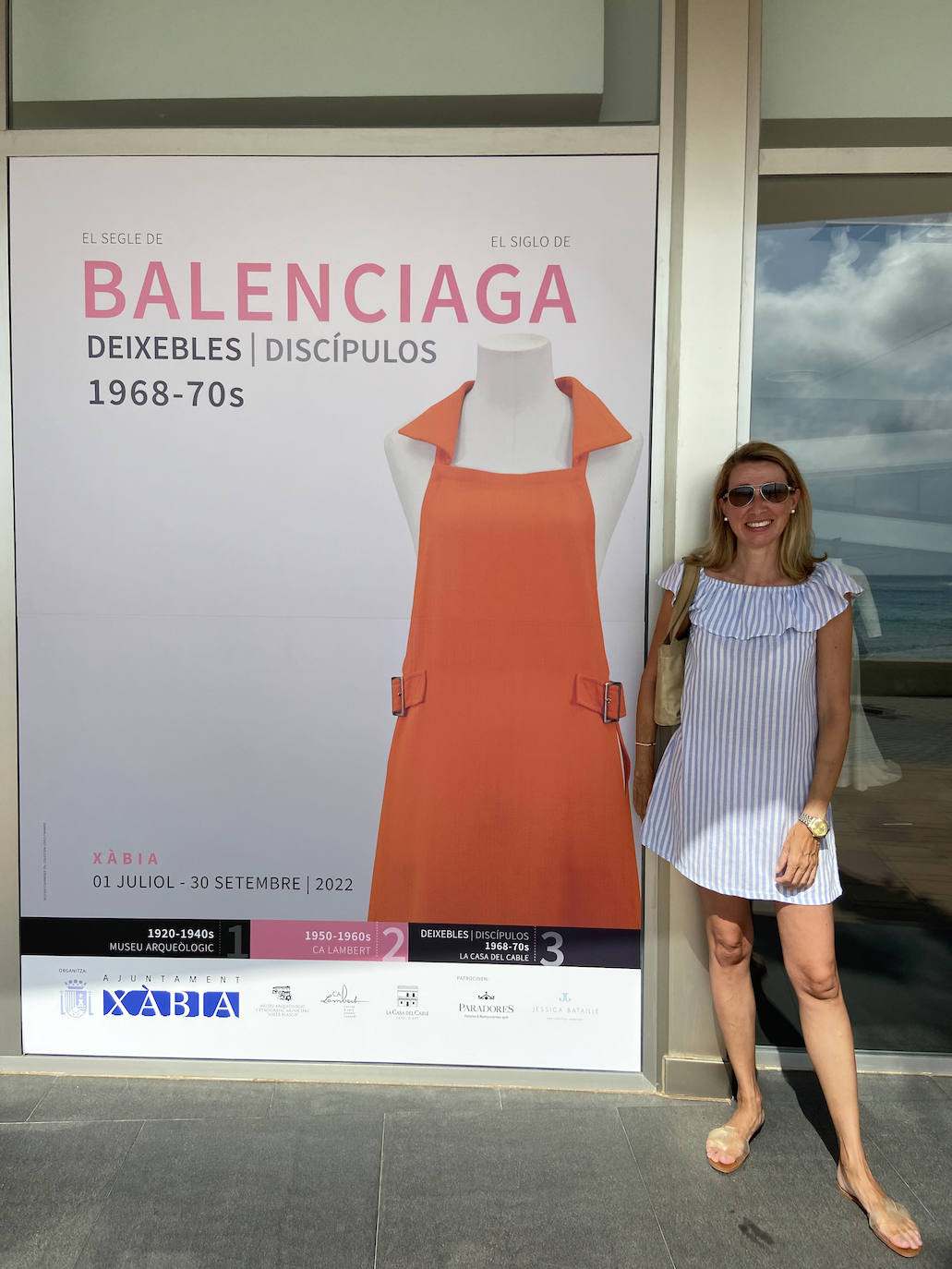 Amparo Bas en la exposición de Balenciaga en Xàbia.