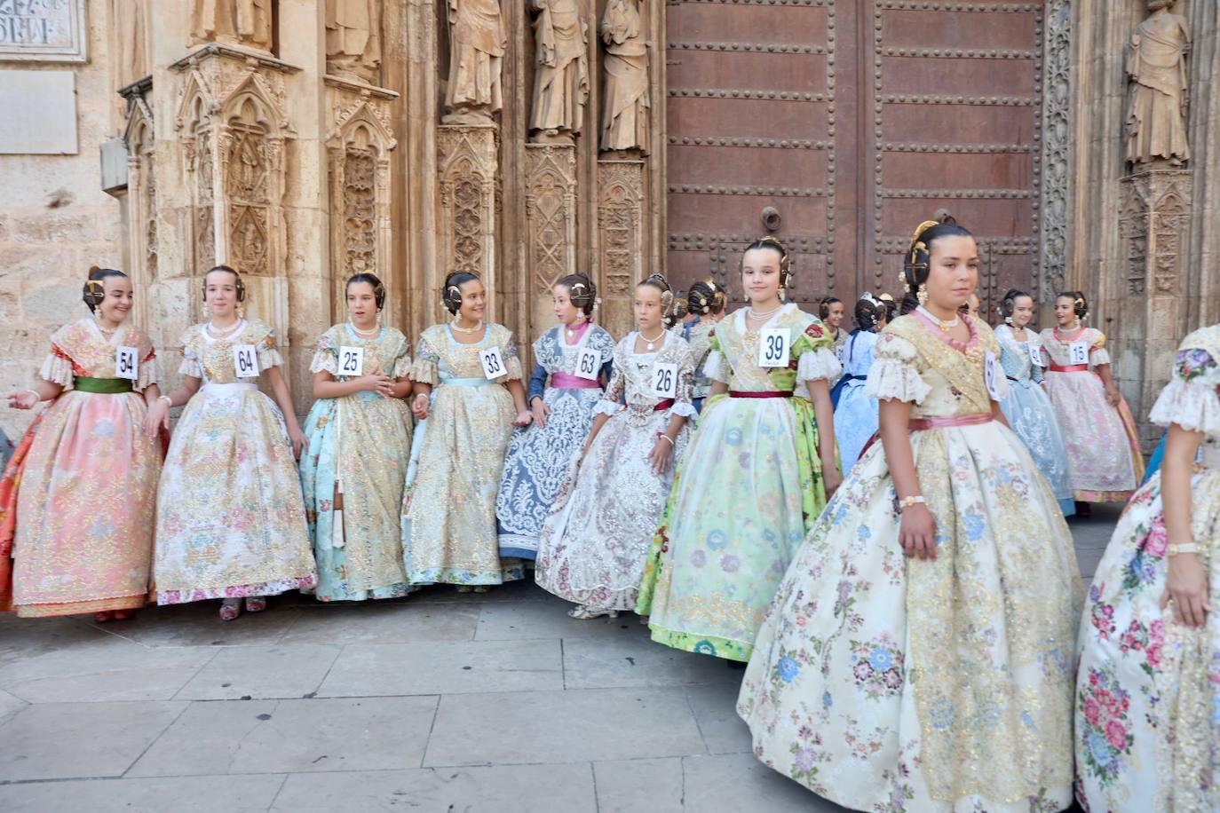 Fotos: Valencia ya busca a sus próximas falleras mayores infantiles en 2023