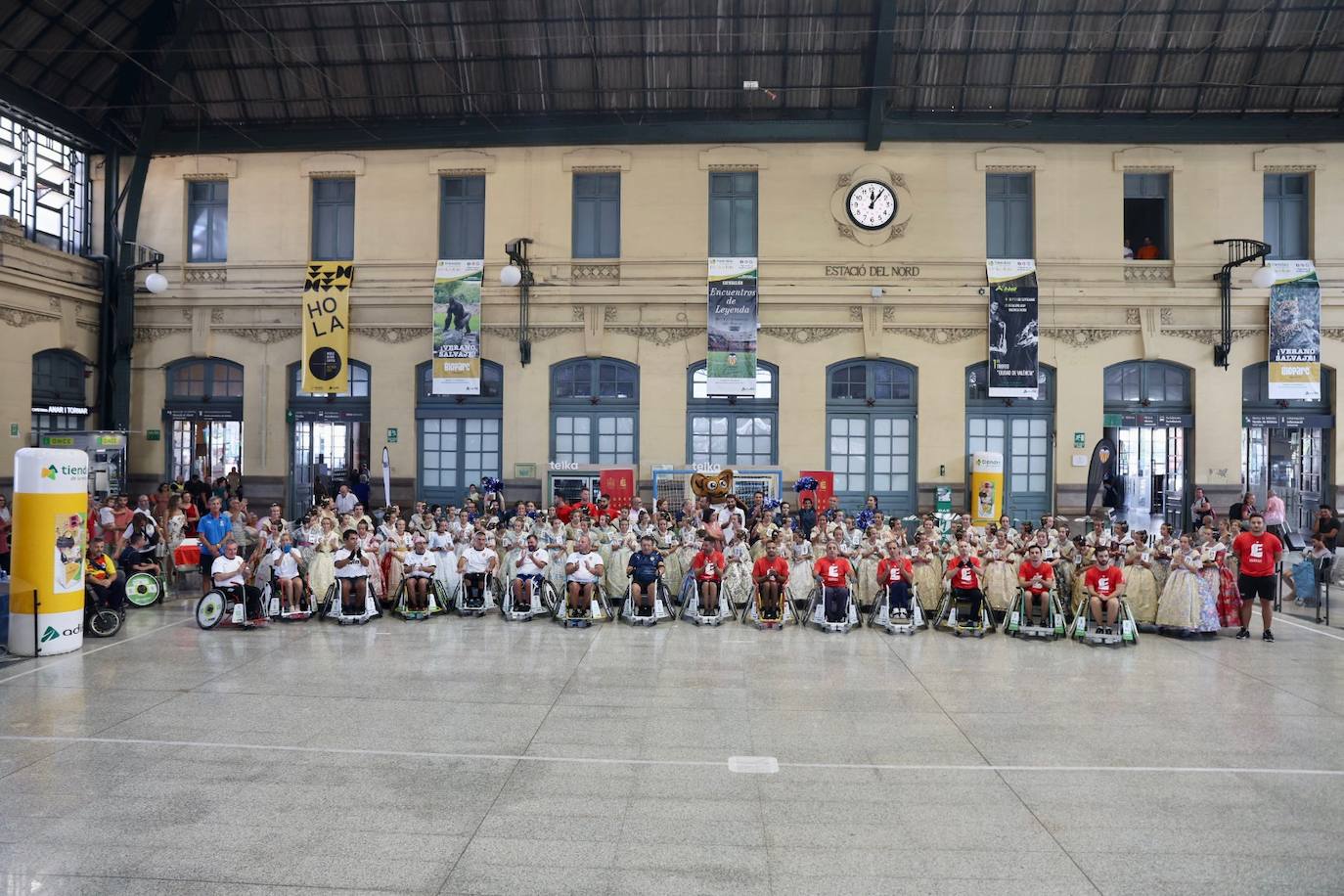 Fotos: Valencia ya busca a sus próximas falleras mayores infantiles en 2023