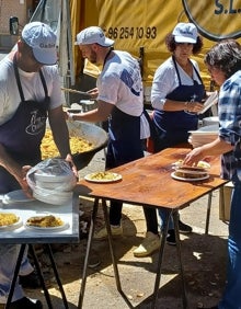 Imagen secundaria 2 - Las paellas de Galbis se han repartido en todo el mundo. 