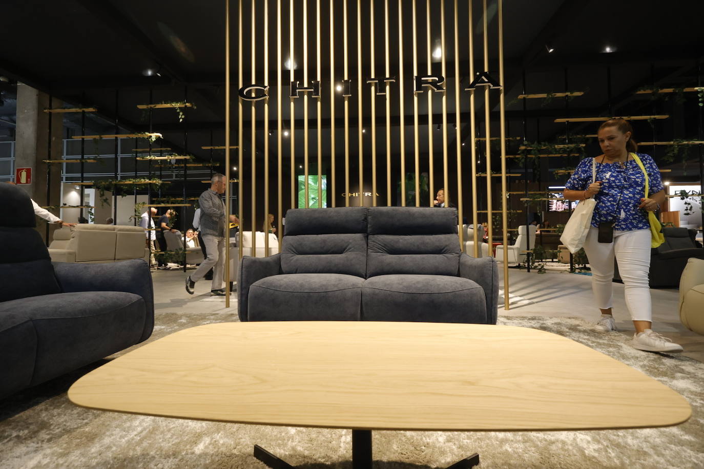 Valencia acoge una edición de récord con profesionales del mueble, iluminación y decoración. En Feria Valencia se dan cita hasta el 23 de septiembre un total 603 empresas y marcas expositoras.