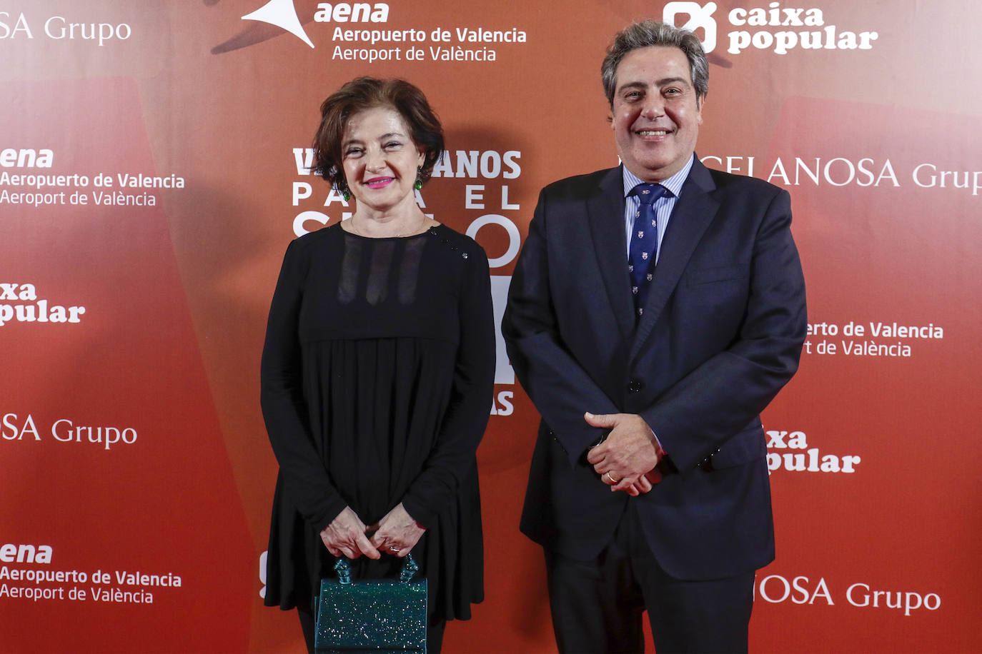 La diputada de Vox Ángeles Criado, junto con el presidente del partido en la provincia de Valencia, José María Llanos.