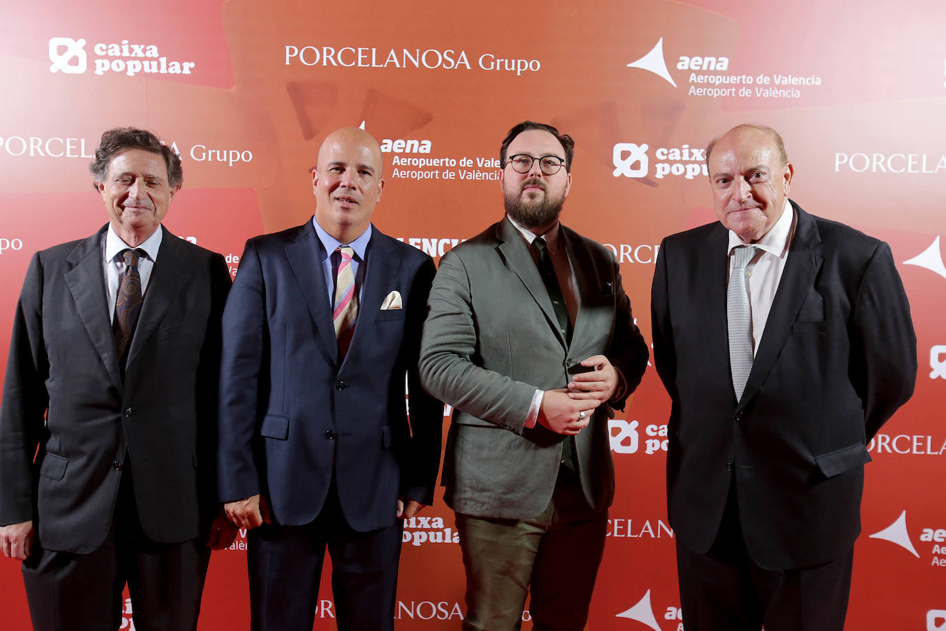 De izquierda a derecha, Isidro Niñerola; Javier Muñoz de Prat; Yuri Aguilar y Julio Aguado, representantes del Casino de la Agricultura.