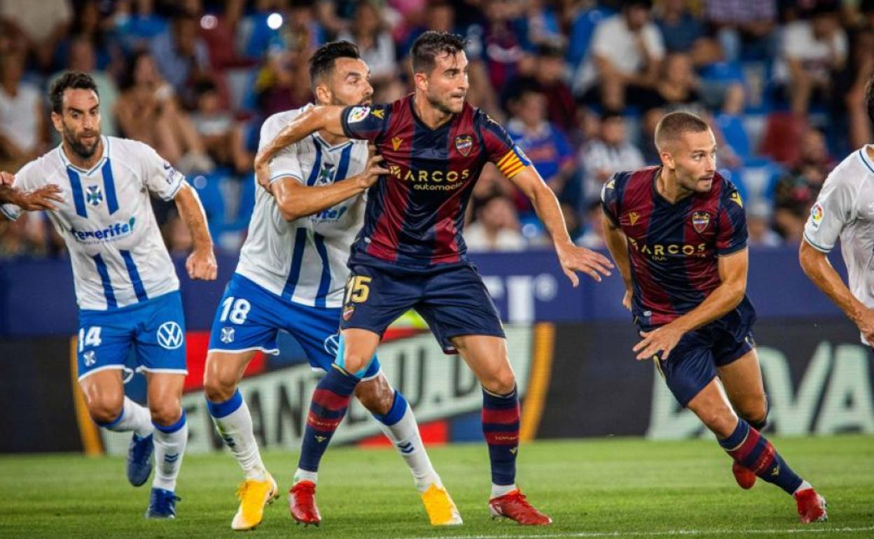 Postigo, capitán ante el Tenerife. 