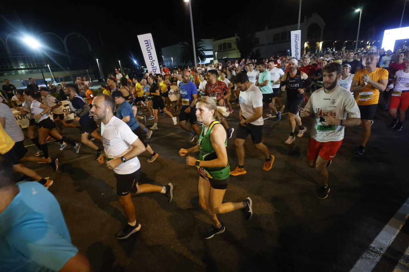 Fotos: Valencia celebra su 15K nocturna 2022