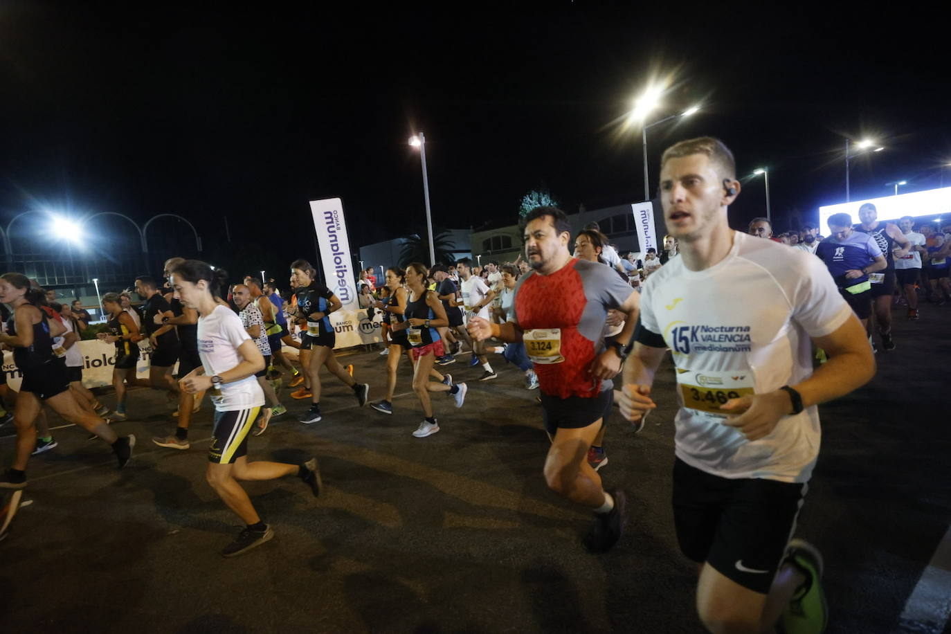 Fotos: Valencia celebra su 15K nocturna 2022