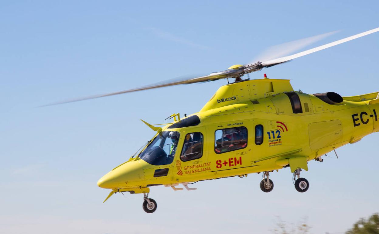 El helicóptero medicalizado con base en la provincia de Alicante. 